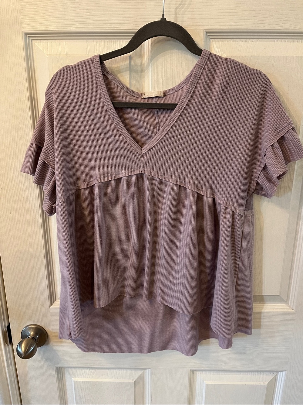 Altar’d State Lavender/Lilac Waffle Knit Ruffle-Trim V-Neck Top, Size Small